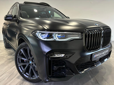 BMW X7
3.0dAS xDrive40 340CV 7PL !! FULL OPTS !! TVA DEDUCTiBLE !!