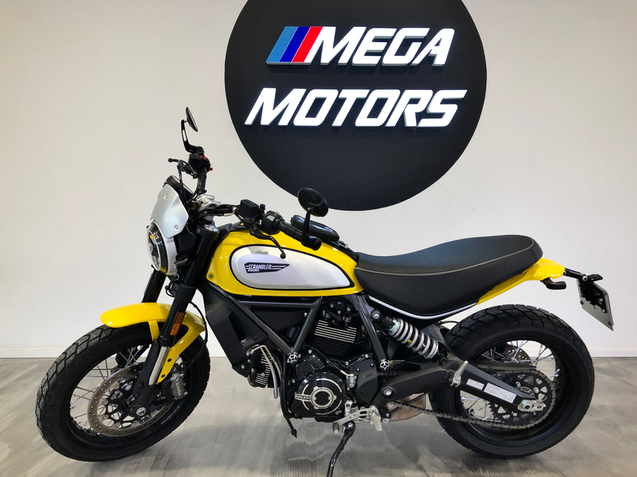 Ducati Scrambler
ICON YELLOW !! 1757KM !! FULL OPTiONS !! GARANTiE DUCATi !!